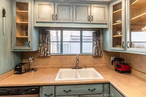Kitchen - 1417 Highland Ave, Needles, CA 92363 photo 3 of 4