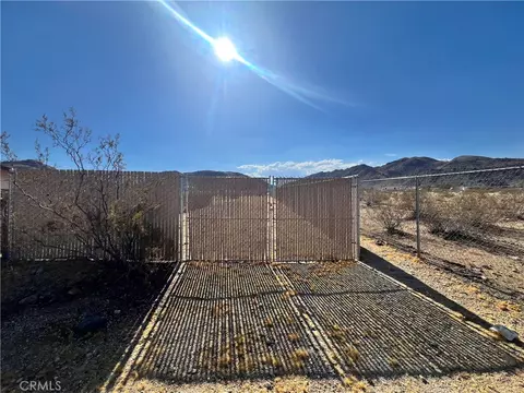 Exterior - 4828 Wren Rd, Joshua Tree, CA 92252 photo 10 of 16