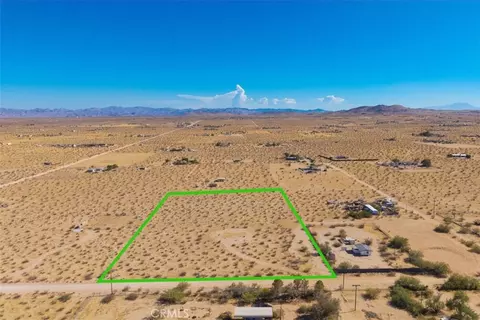 60309 Applegate Way, Landers, CA 92285 photo 5