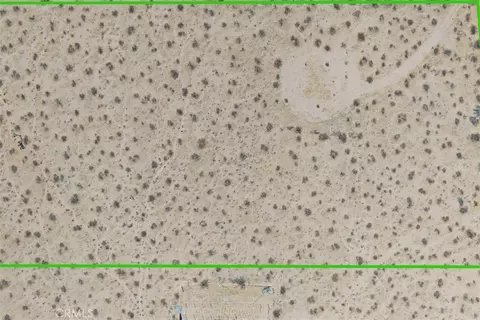 60309 Applegate Way, Landers, CA 92285 photo 8
