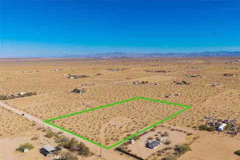 60309 Applegate Way, Landers, CA 92285 photo 6