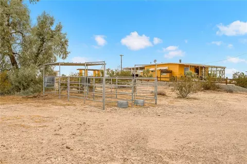 Exterior - 5188 Godwin, Twentynine Palms, CA 92277 photo 26 of 28