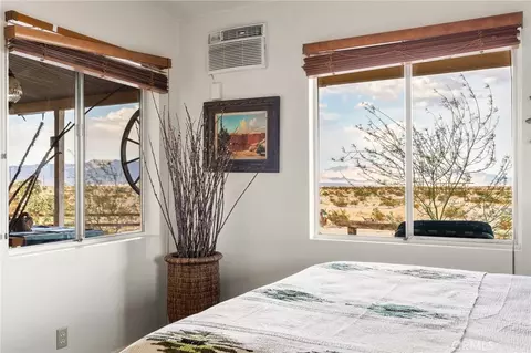 Bedroom - 5188 Godwin, Twentynine Palms, CA 92277 photo 2 of 6