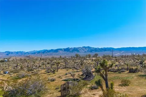 Exterior - 5437 Paradise View Rd, Yucca Valley, CA 92284 photo 16 of 31