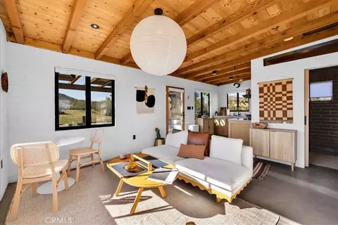 Living - 5437 Paradise View Rd, Yucca Valley, CA 92284 photo 4 of 5