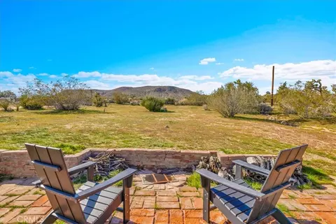 Exterior - 5437 Paradise View Rd, Yucca Valley, CA 92284 photo 21 of 31