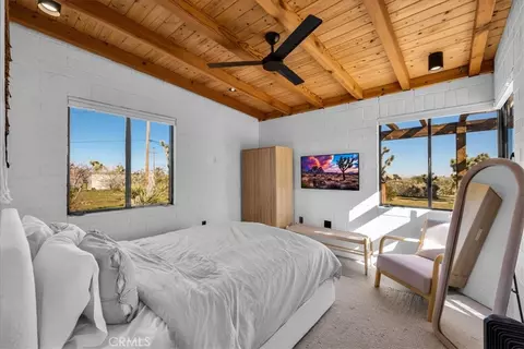 Bedroom - 5437 Paradise View Rd, Yucca Valley, CA 92284 photo 1 of 4
