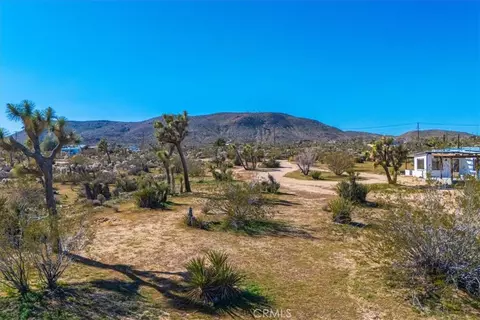 Exterior - 5437 Paradise View Rd, Yucca Valley, CA 92284 photo 17 of 31