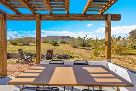 Exterior - 5437 Paradise View Rd, Yucca Valley, CA 92284 photo 23 of 31