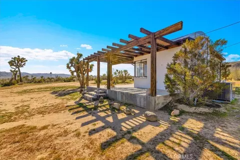 Exterior - 5437 Paradise View Rd, Yucca Valley, CA 92284 photo 1 of 31