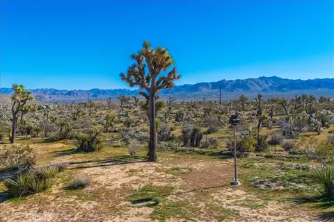 Exterior - 5437 Paradise View Rd, Yucca Valley, CA 92284 photo 12 of 31