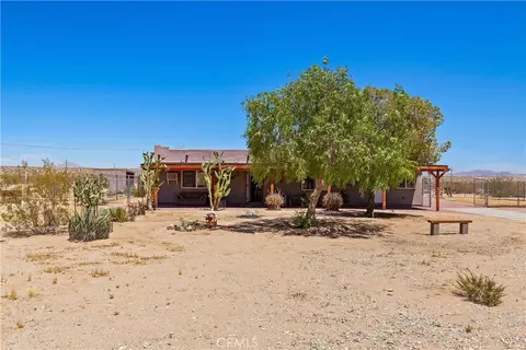 Exterior - 65330 Sand Trl, Joshua Tree, CA 92252 photo 15 of 16