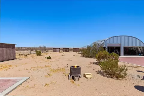 Exterior - 65330 Sand Trl, Joshua Tree, CA 92252 photo 8 of 16