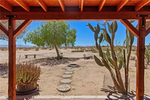 Exterior - 65330 Sand Trl, Joshua Tree, CA 92252 photo 4 of 16