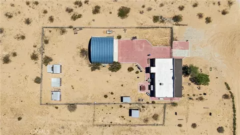 View/Area - 65330 Sand Trl, Joshua Tree, CA 92252 photo 2 of 8