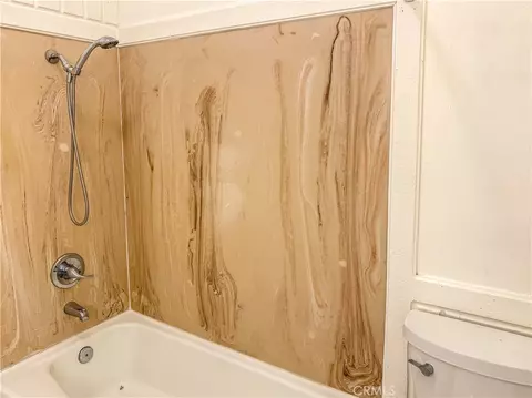 Bath - 136 N K St, Needles, CA 92363 photo 2 of 2