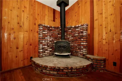 Living - 867 Ash, Big Bear City, CA 92314 photo 1 of 1