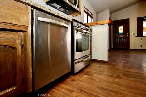 Kitchen - 867 Ash, Big Bear City, CA 92314 photo 2 of 4