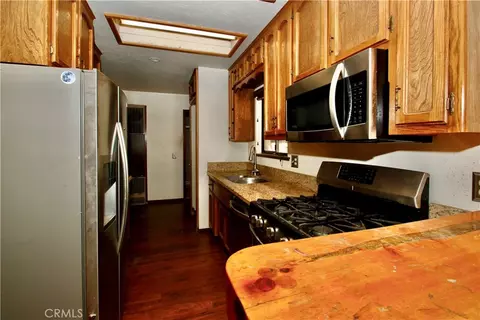 Kitchen - 867 Ash, Big Bear City, CA 92314 photo 1 of 4