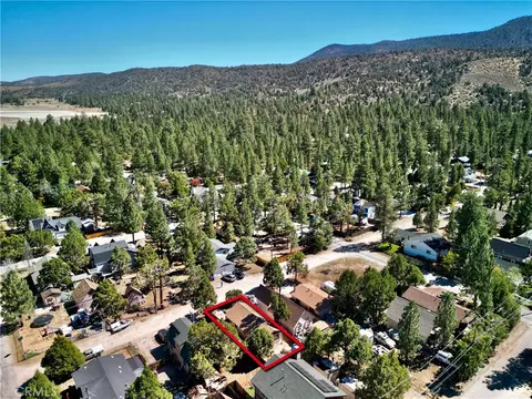 View/Area - 867 Ash, Big Bear City, CA 92314 photo 4 of 5
