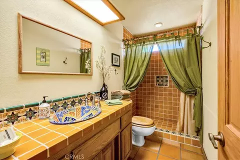 Bath - 10341 Pinon Ave, Morongo Valley, CA 92256 photo 3 of 3