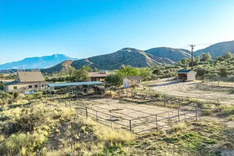 Exterior - 10341 Pinon Ave, Morongo Valley, CA 92256 photo 21 of 25