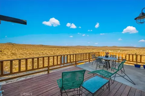Exterior - 63433 Belmont St, Joshua Tree, CA 92252 photo 4 of 12