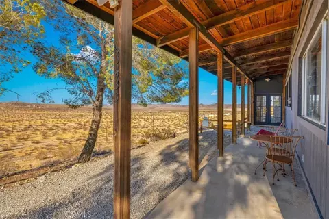 Exterior - 63433 Belmont St, Joshua Tree, CA 92252 photo 2 of 12