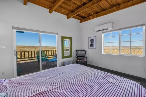 Bedroom - 63433 Belmont St, Joshua Tree, CA 92252 photo 5 of 6