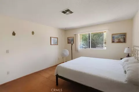 Bedroom - 56347 Tamarisk Ct, Yucca Valley, CA 92284 photo 4 of 4