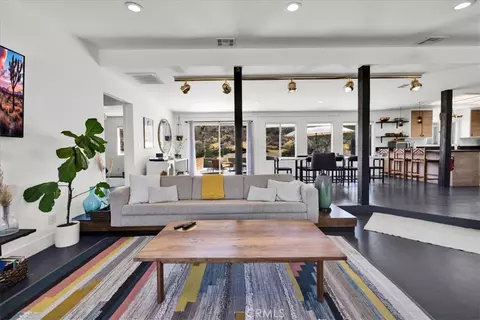 Living - 60313 Pueblo Trl, Joshua Tree, CA 92252 photo 3 of 3
