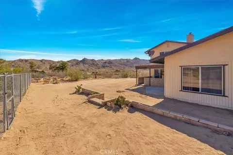Exterior - 8715 Desert Shadows Rd, Joshua Tree, CA 92252 photo 12 of 18