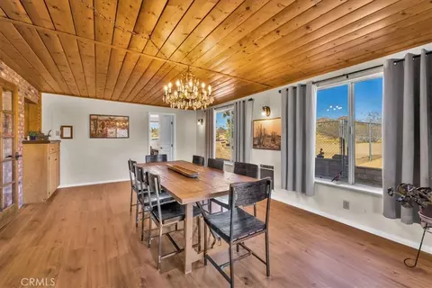 Dining - 8715 Desert Shadows Rd, Joshua Tree, CA 92252 photo 3 of 3