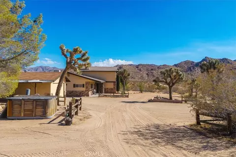 Exterior - 8715 Desert Shadows Rd, Joshua Tree, CA 92252 photo 16 of 18