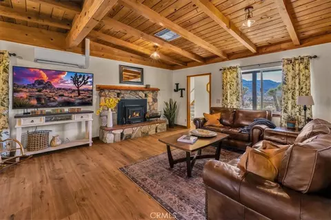 Living - 8715 Desert Shadows Rd, Joshua Tree, CA 92252 photo 2 of 5