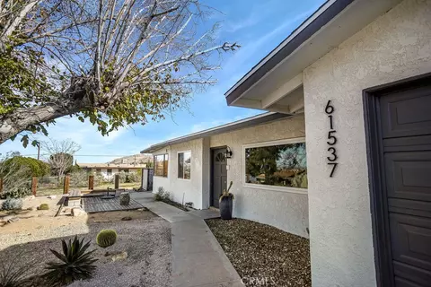 Exterior - 61537 Valley View Dr, Joshua Tree, CA 92252 photo 11 of 13