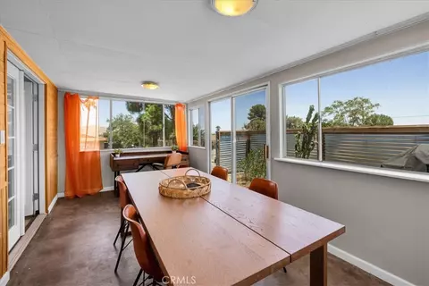 Dining - 61537 Valley View Dr, Joshua Tree, CA 92252 photo 3 of 4