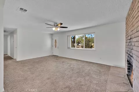 Living - 60796 Natoma Trl, Joshua Tree, CA 92252 photo 5 of 5
