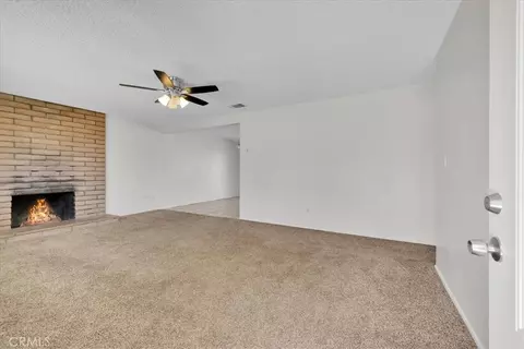 Living - 60796 Natoma Trl, Joshua Tree, CA 92252 photo 1 of 5