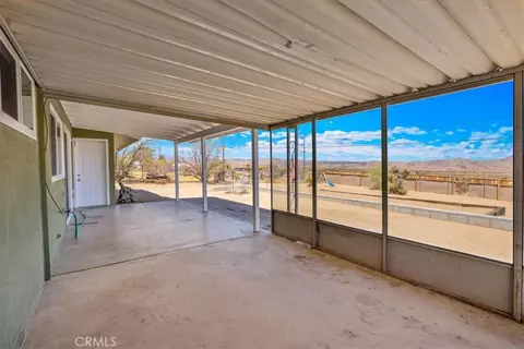 Exterior - 60796 Natoma Trl, Joshua Tree, CA 92252 photo 7 of 15
