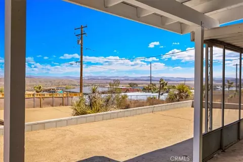 Exterior - 60796 Natoma Trl, Joshua Tree, CA 92252 photo 6 of 15