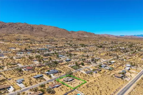 View/Area - 60796 Natoma Trl, Joshua Tree, CA 92252 photo 7 of 8