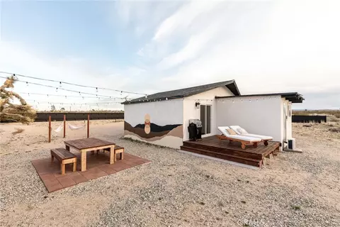 Exterior - 2360 Sand Dr, Landers, CA 92285 photo 6 of 11