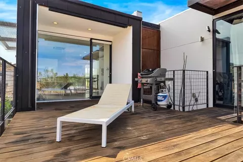 Exterior - 6957 Alturas Dr, Joshua Tree, CA 92252 photo 3 of 8