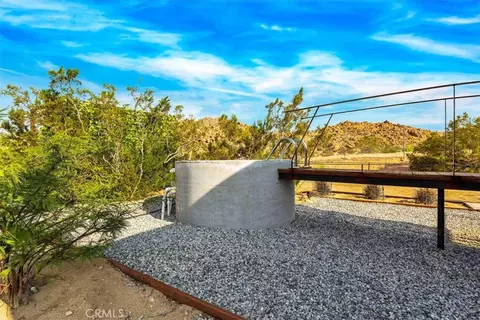 Exterior - 6957 Alturas Dr, Joshua Tree, CA 92252 photo 4 of 8