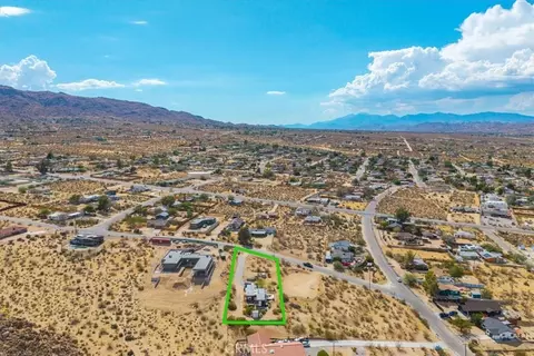 View/Area - 6957 Alturas Dr, Joshua Tree, CA 92252 photo 6 of 7