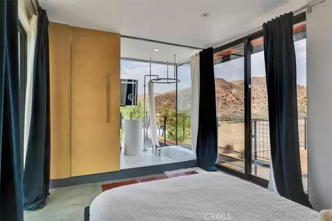 Bedroom - 6957 Alturas Dr, Joshua Tree, CA 92252 photo 2 of 6