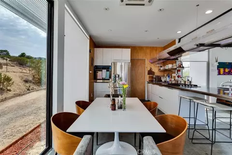 Dining - 6957 Alturas Dr, Joshua Tree, CA 92252 photo 1 of 3