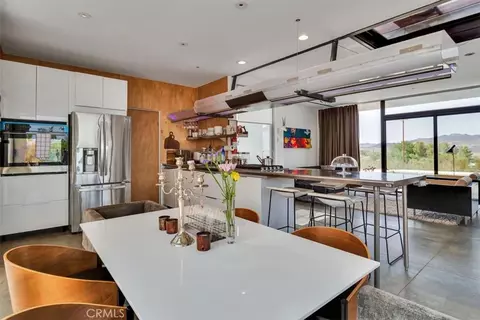 Dining - 6957 Alturas Dr, Joshua Tree, CA 92252 photo 2 of 3