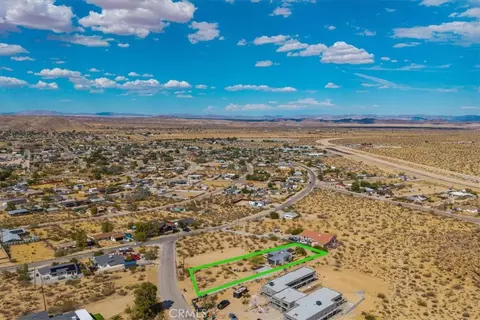 View/Area - 6957 Alturas Dr, Joshua Tree, CA 92252 photo 4 of 7